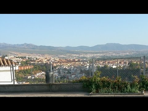 Explora el impresionante mirador del cementerio de Granada